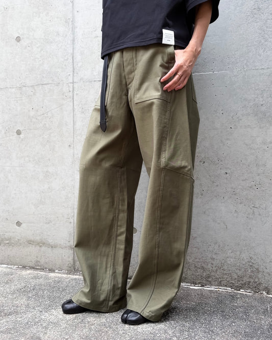 HYKE / BACK SATIN BARREL-LEG PANTS / OLIVE DRAB / 13412 /