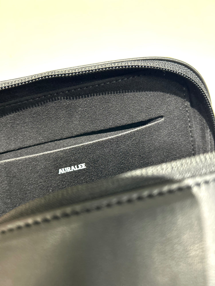 AURALEE / LEATHER SMALL TRAVEL CASE MADE BY AETA / BLACK / A25AB02AE