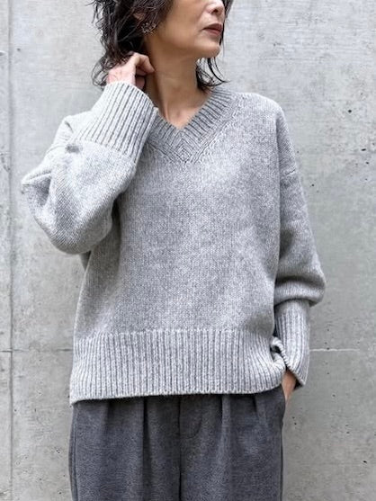 GALERIE VIE / ファインウール Vネックプルオーバー / GRAY / 23025402303