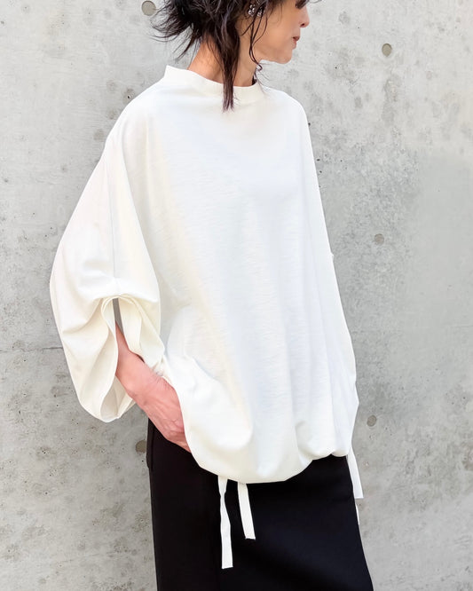 COGTHEBIGSMOKE / NARIAH TUCKED SLEEVE TOP / OFF WHITE