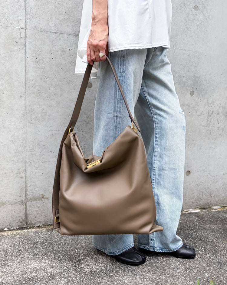 PUNTI. / GRAFT-TOTE (L ) / CLAY / P-019