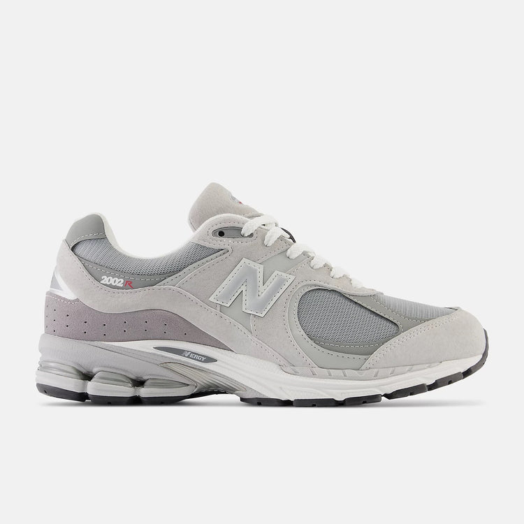 NEW BALANCE / GRAY / M2002RXJ D