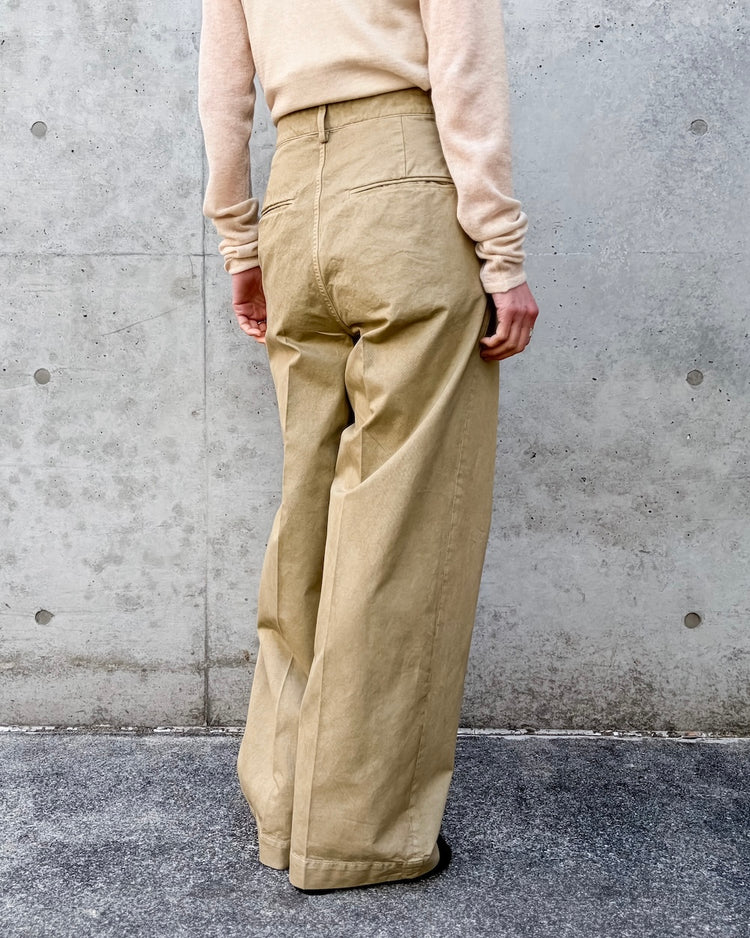 AURALEE / GARMENT-DYED FINX LIGHT CHINO ONE-TUCK WIDE PANTS / BEIGE / A26SP05LF
