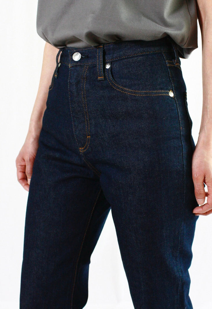 HYKE / TAPERED JEANS・ONE WASH BLUE