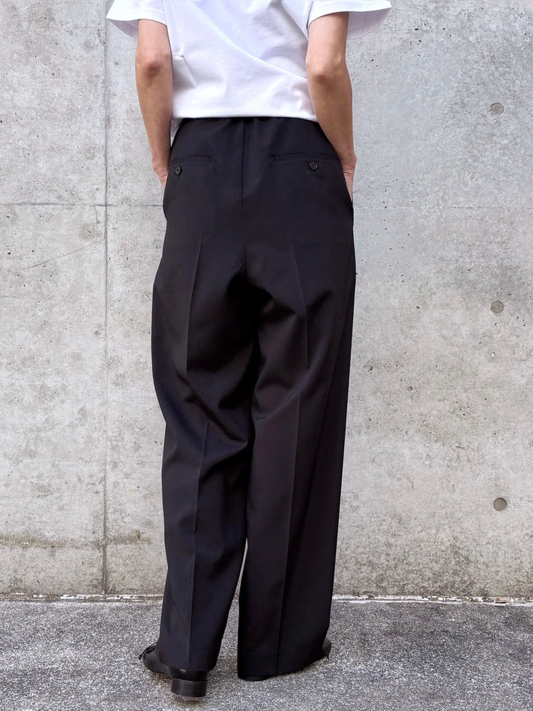 ASTRAET / ポリエステル イージー ワイドテーパードパンツ / BLACK / 54142360008