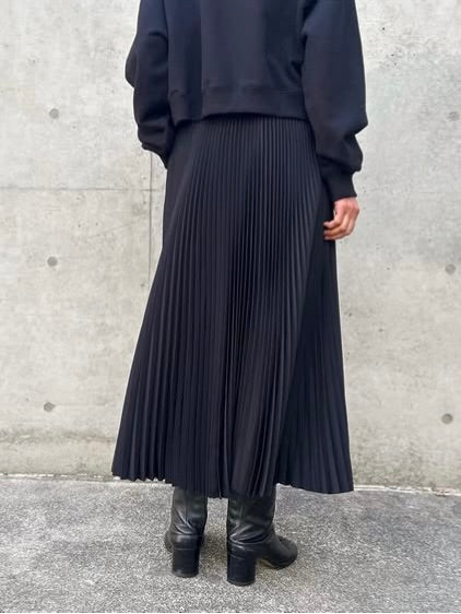 HYKE / TAFFETA PLEATED SKIRT / BLACK / 14164