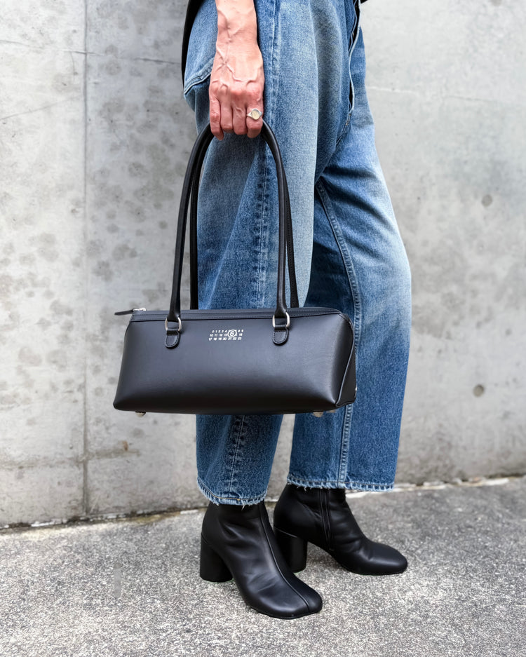 MM⑥ Maison Margiela / NEW BAULETTO J MEDIUM / black / SB6ZH0040P9061