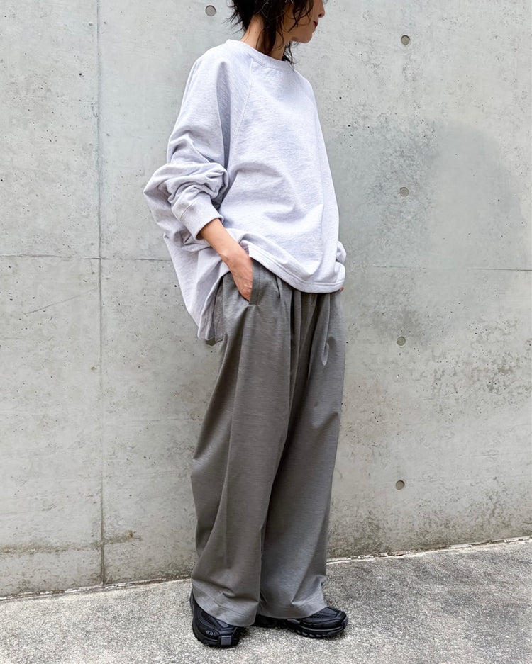 COGTHEBIGSMOKE / KAYA TUCKED HEM TOP / ICE GRAY