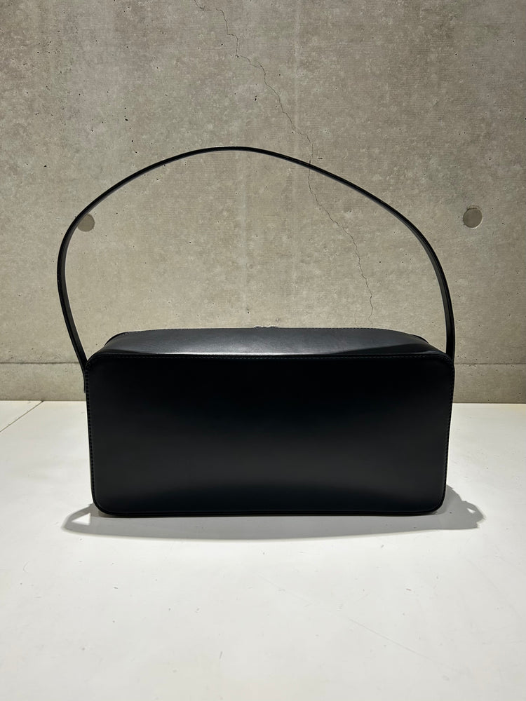 AURALEE / LEATHER SQUARE BAG MADE BY AETA / BLACK / A25ABO1AE