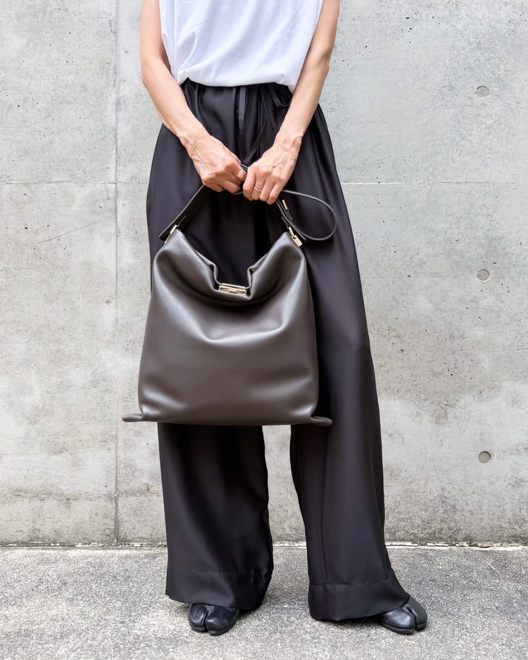 PUNTI. / GRAFT-TOTE (L ) / ESPRESSO / P-019