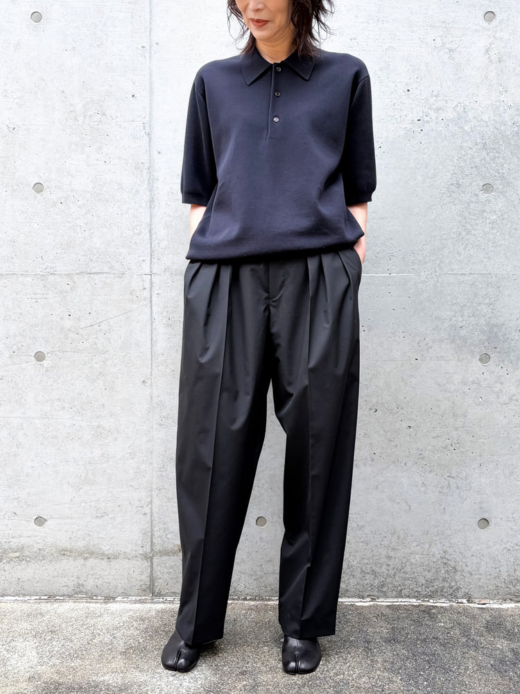 BOWTE / EXTRA FINE WORSTED TOROPICAL TUCKED RELAX WIDE PANTS / BLACK / 261-04-0002