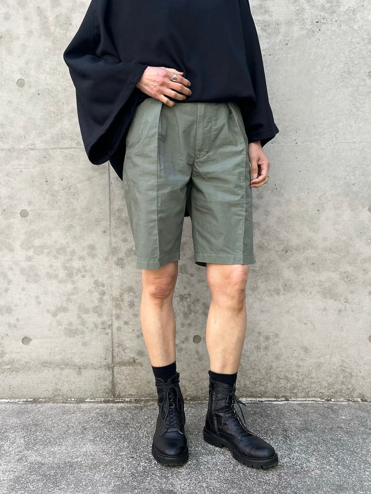 FARAH / GARMENT DYE PIN TUCK WIDE SHORTS / L.SAGE / FR0601-M4020
