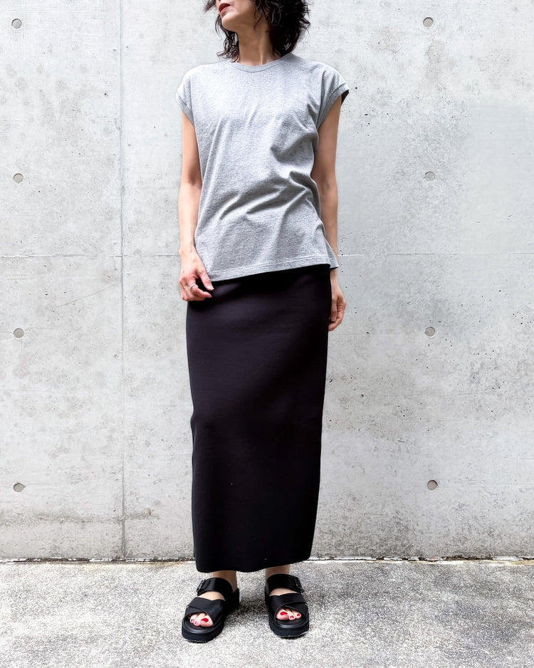 AURALEE / SEAMLESS CREW NECK SLEEVELESS / TOP GRAY / A00T06ST