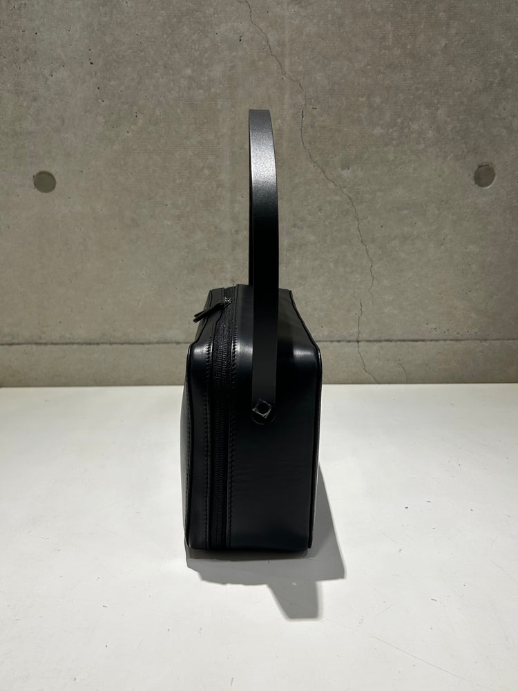 AURALEE / LEATHER SQUARE BAG MADE BY AETA / BLACK / A25ABO1AE