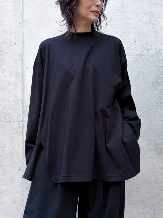 någonstans / slit flare long-sleeves t-shirt / Black / 470JS880-0321