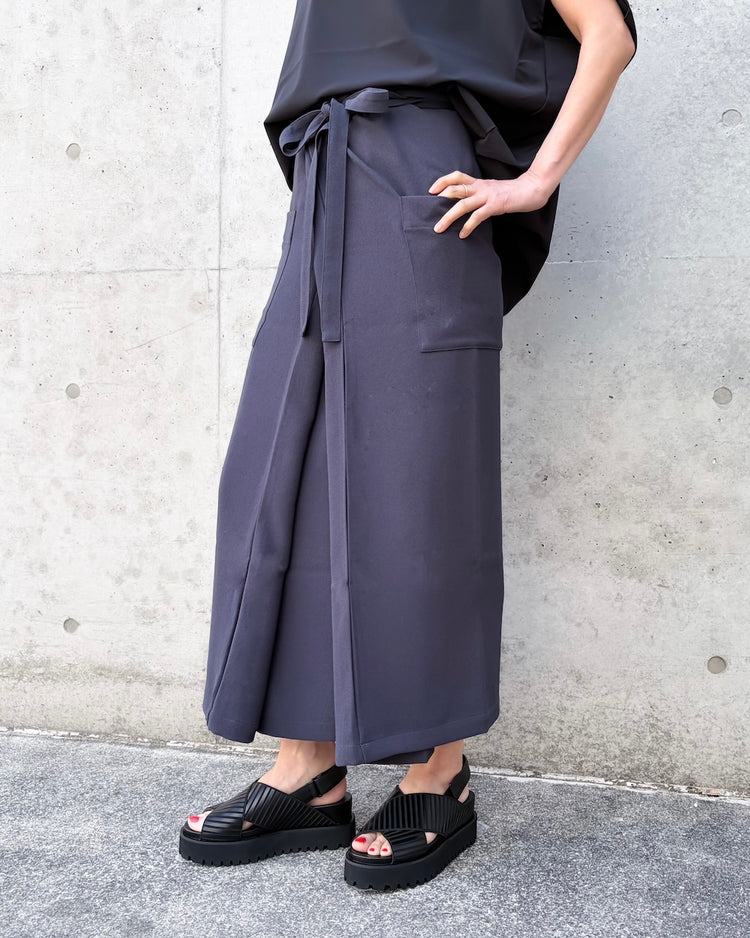 COGTHEBIGSMOKE / MINA DOUBLE WRAP SKIRT / D GREY