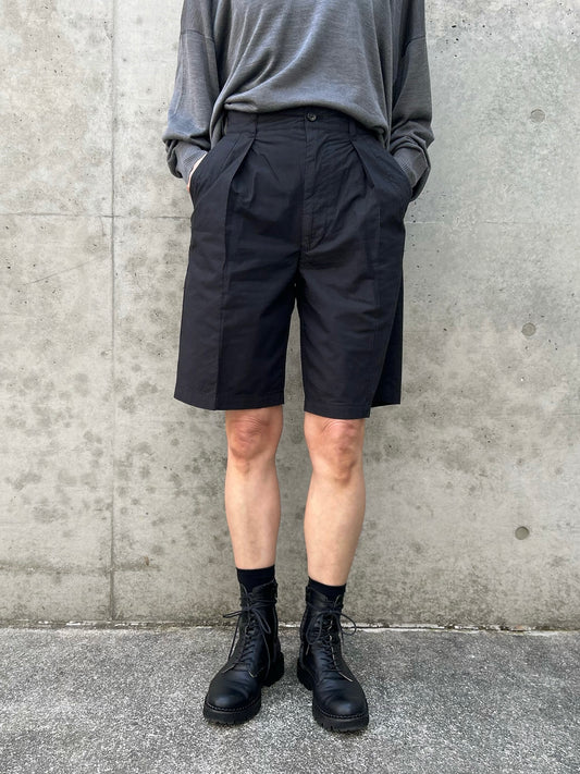 FARAH / GARMENT DYE PIN TUCK WIDE SHORTS / BLACK / FR0601-M4020