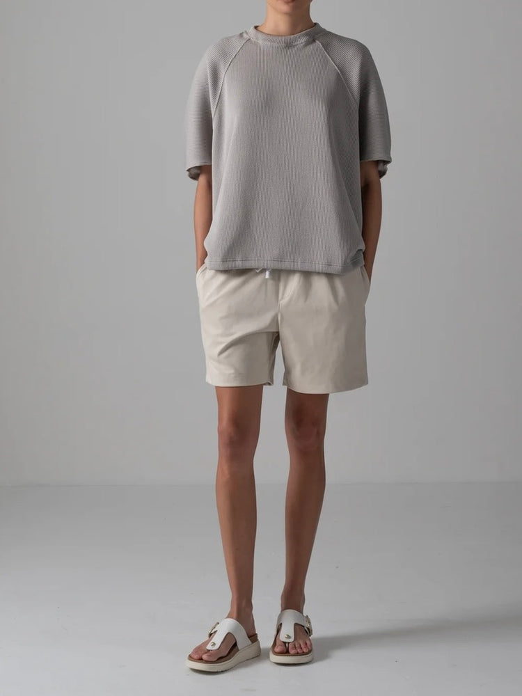 COGTHEBIGSMOKE / HELLEN PENTAGON TOP / PALE GREY