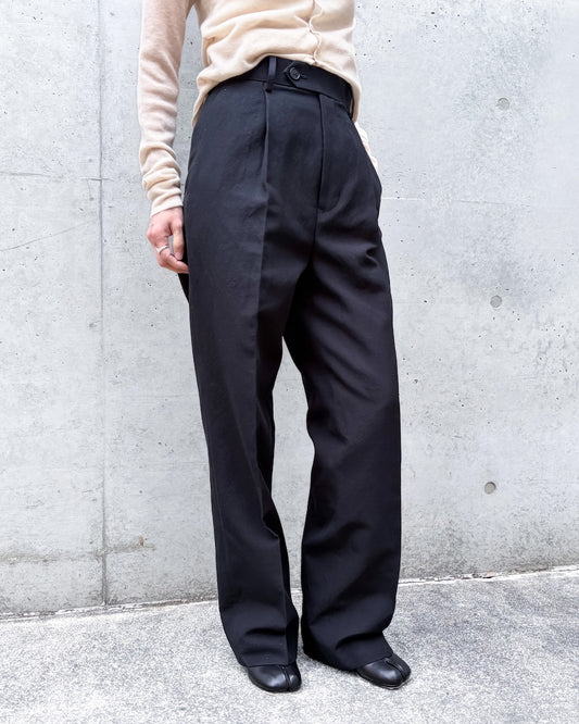 AURALEE / WOOL COTTON LINEN OX ONE-TUCK SLACKS / BLACK / J26SP05WO