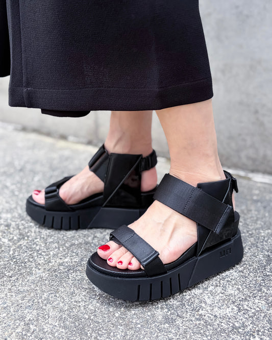 UNITED NUDE / Delta Run / BLACK