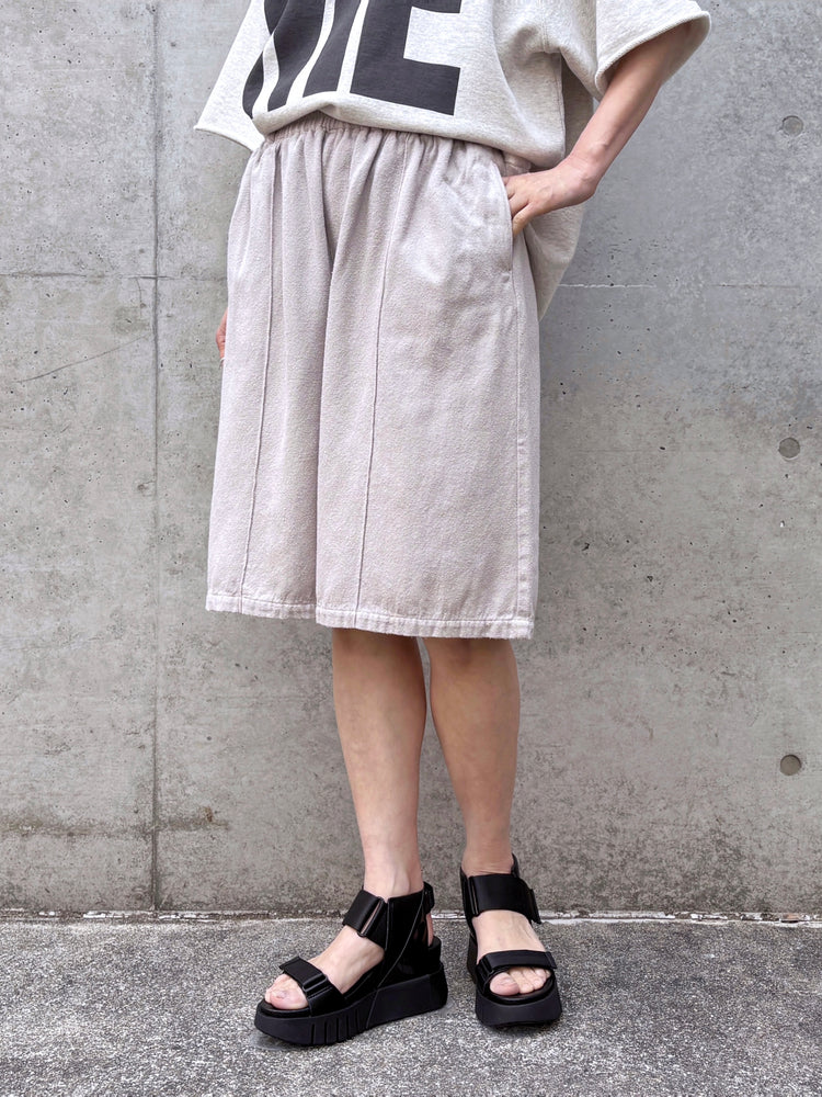 KATHARINE HAMNETT / NOIL SILK EASY WIDE SHORTS / BEIGE / KHESP-01