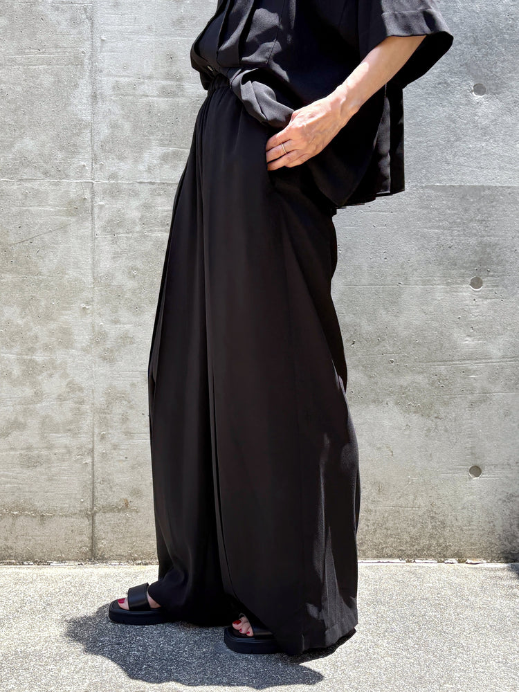 ENFÖLD / BOX PLEATS WIDE-PANTS / BLACK / 300JA431-0571
