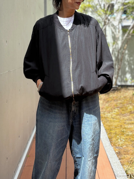 SOPHIE TALKS ABOUT THE WEATHER / ROBERT JAMPER / BLACK / COM-26F-JK02