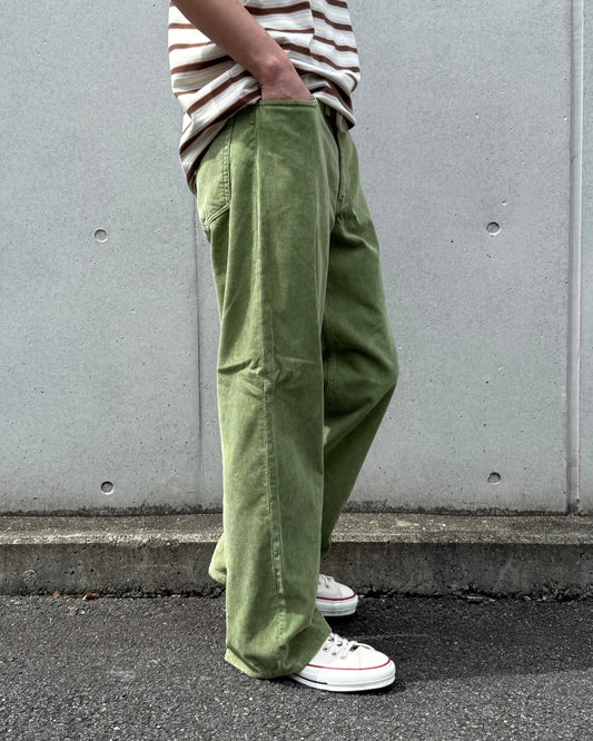 AURALEE / GARMENT-DYED FINX CORDUROY 5P WIDE PANTS / DUSTY GREEN / A26SP01FX