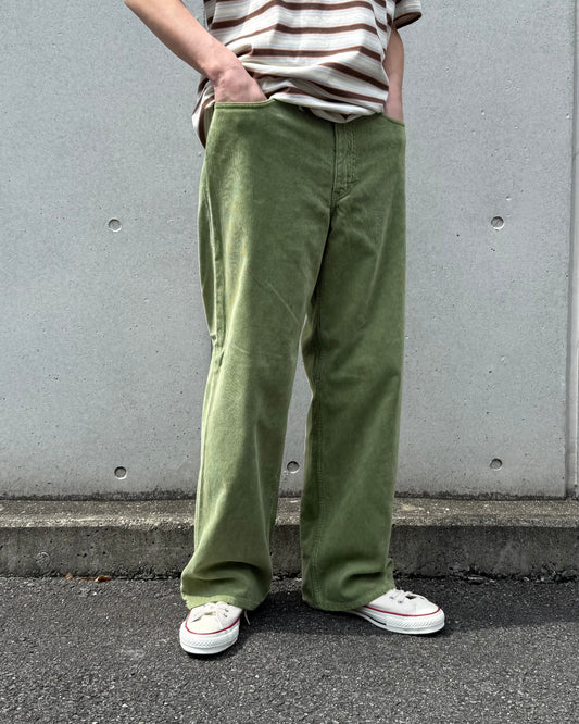 AURALEE / GARMENT-DYED FINX CORDUROY 5P WIDE PANTS / DUSTY GREEN / A26SP01FX