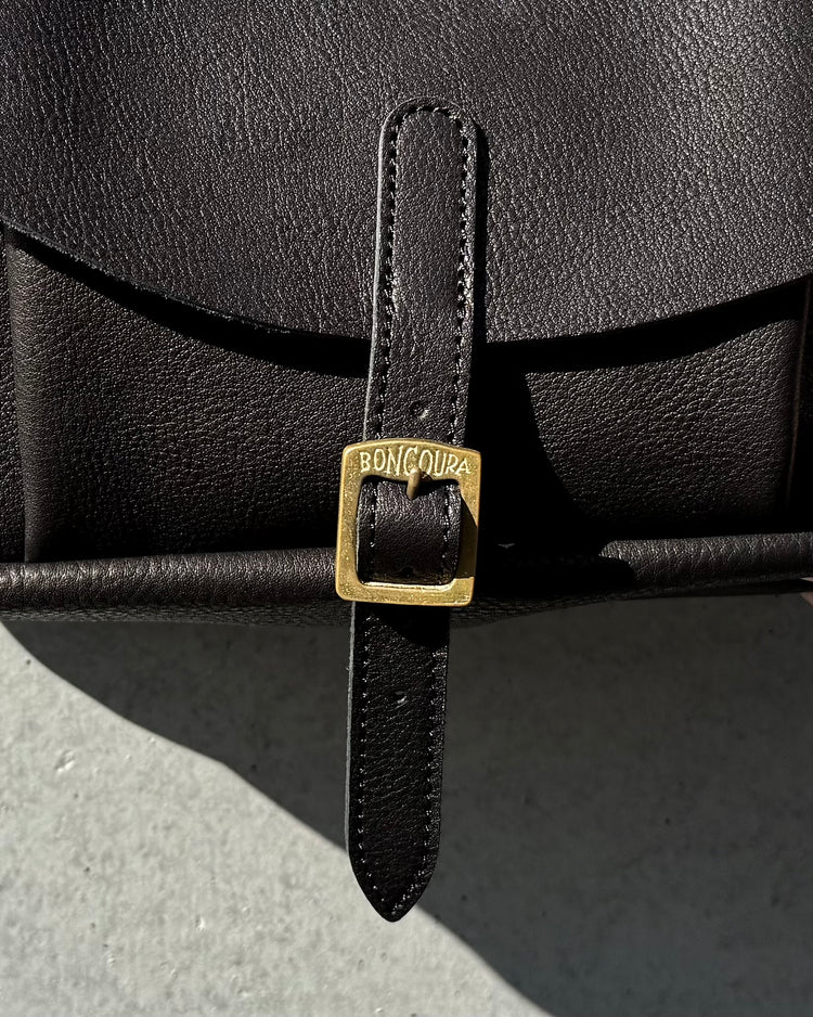 BONCOURA / Mail Bag Leather Black