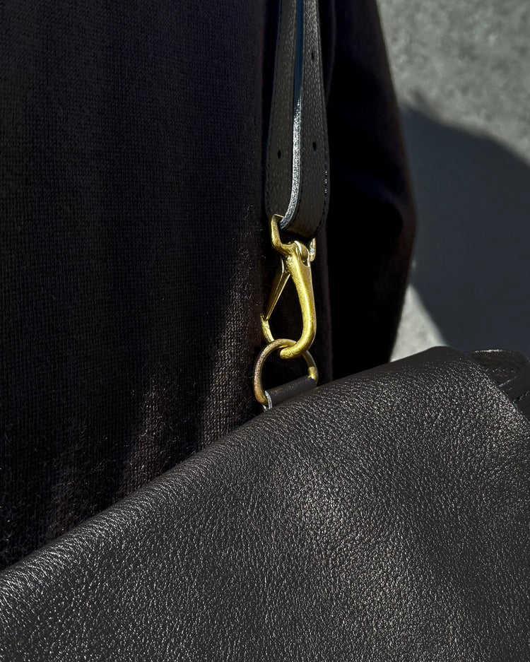 BONCOURA / Mail Bag Leather Black