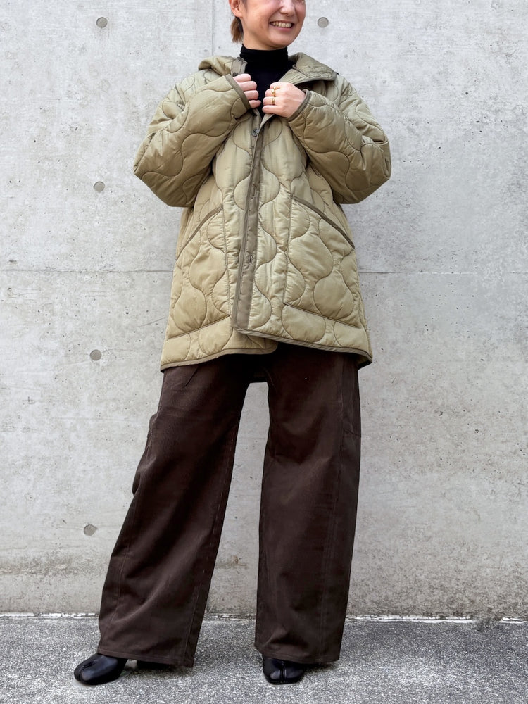 HYKE / QUILTED HOODED JACKET / KHAKI / 17595