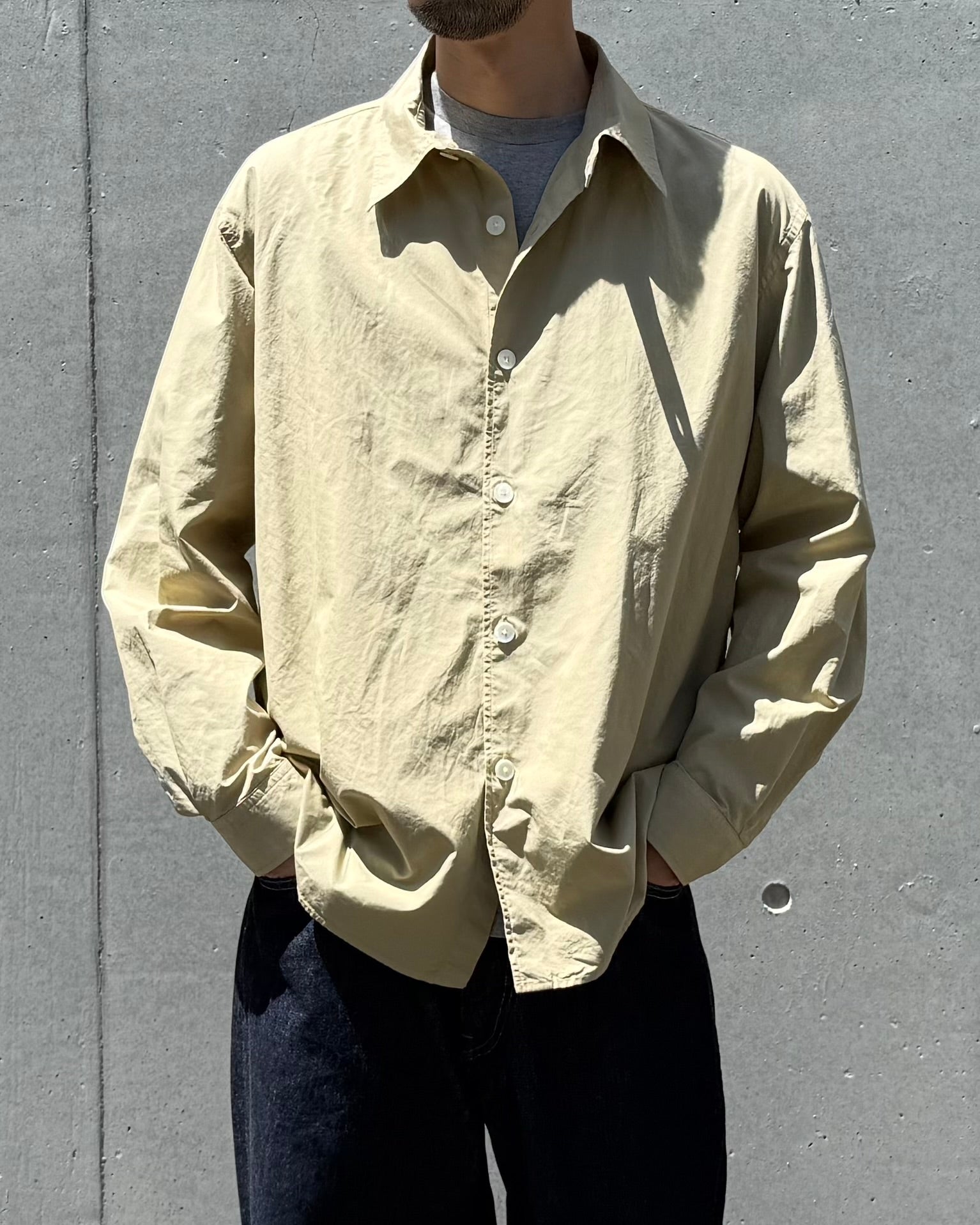 AURALEE / GARMENT-DYED FINX SHUTTLE WEATHER SHIRT / KHAKI BEIGE / A26S