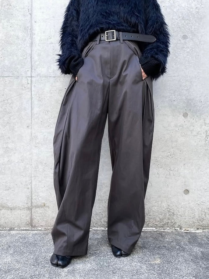 ASTRAET / コットン ギャバ 2タック テーパードパンツ / DK.GRAY / 5414-236-0466