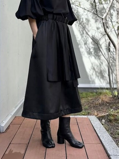 noir kei ninomiya / エステルサテンプリーツスカート(太プリーツ) / 3P-S017-051