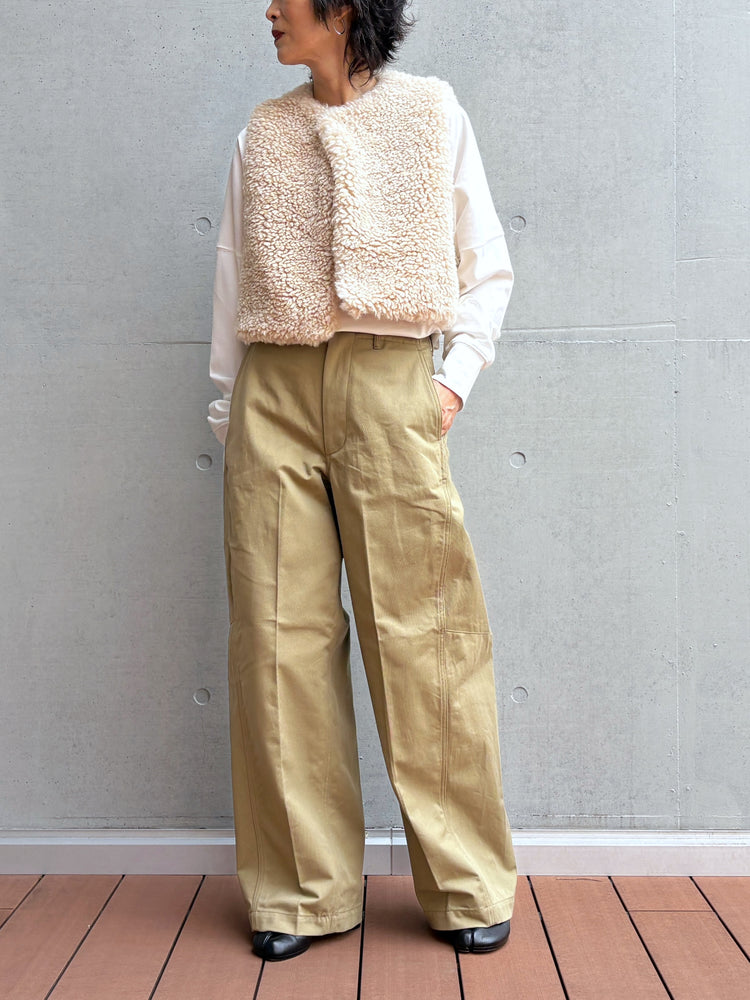 HYKE / FAUX SHEARLING CROPPED VEST / CREAM / 17524