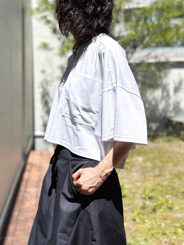 någonstans / loose pocket t-shirt / salt / 470JA880-0541