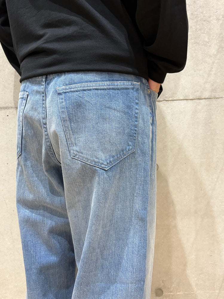 AURALEE / SELVEDGE FADED LIGHT DENIM WIDE PANTS / LIGHT INDIGO / A25SP02DE