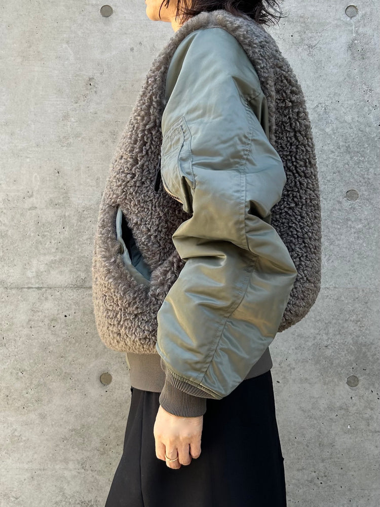 HYKE / FAUX SHEARLING TYPE MA-1 JACKET / OLIVE DRAB / 17533