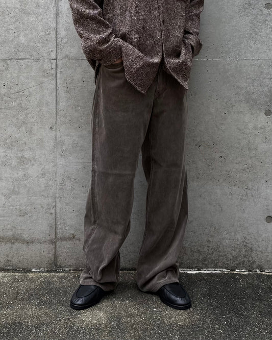 AURALEE / GARMENT-DYED FINX CORDUROY 5P WIDE PANTS / OLIVE BROWN / A26AP01FX