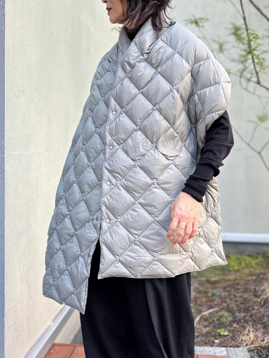 08sircus × TAION / down stole / moss gray / S25AW-AC01