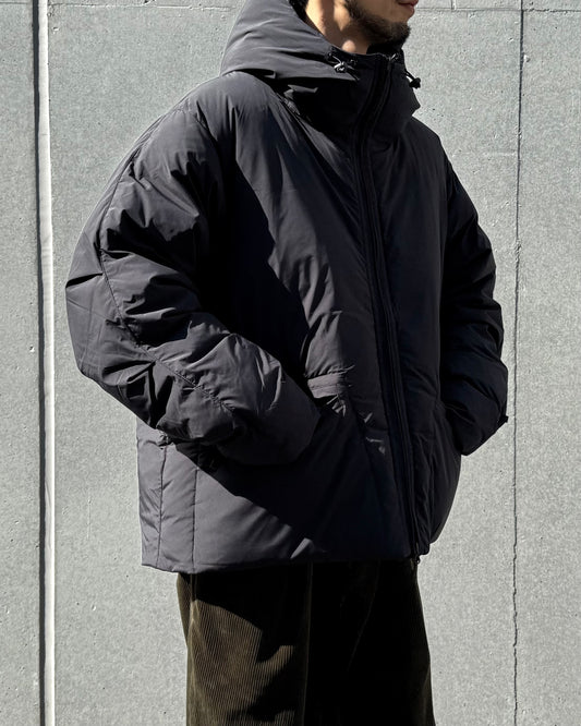 DAIWA PIER39 / TECH 2WAY CADET DOWN PARKA / BLACK / BW-42025W