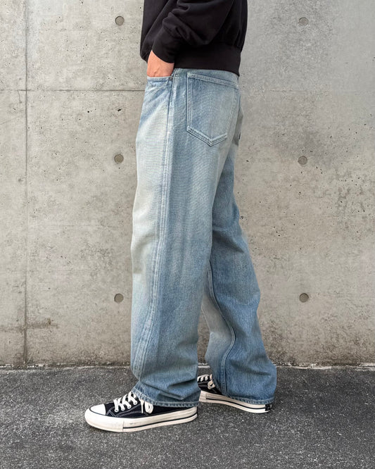 AURALEE / SELVEDGE FADED HEAVY DENIM PANTS / FADED INDIGO / A26AP02DH