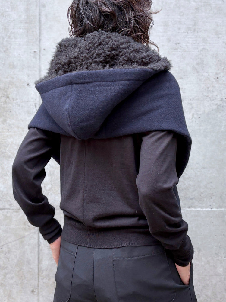 tao / ウールエステルモッサ先染×エステルフェイクファー ケープ / NAVY / TP-J017-051