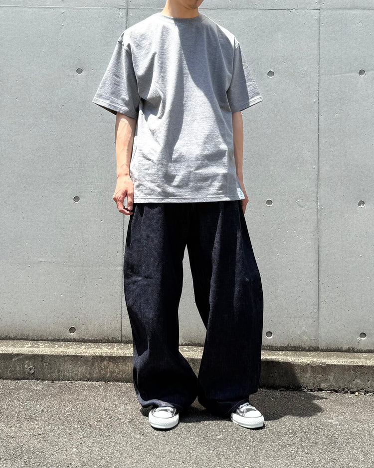 HYKE / BARREL-LEG DENIM PANTS / ORIGINAL BLUE / 13382