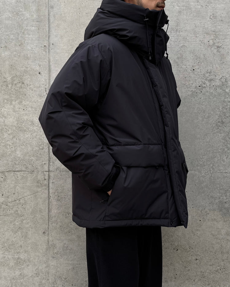 DAIWA PIER39 / WINDSTOPPER EXPEDITION DOWN JACKET / BLACK / BW-15025W