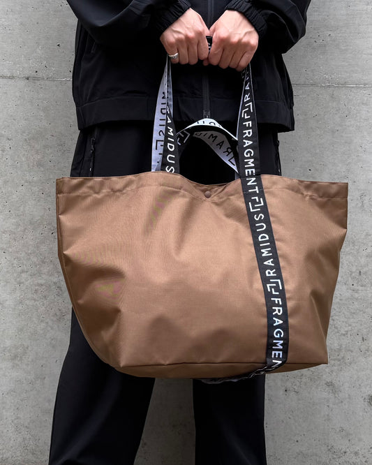 FRAGMENT DESIGN × RAMIDUS / SQUARE TOTE BAG M / BROWN / B008103