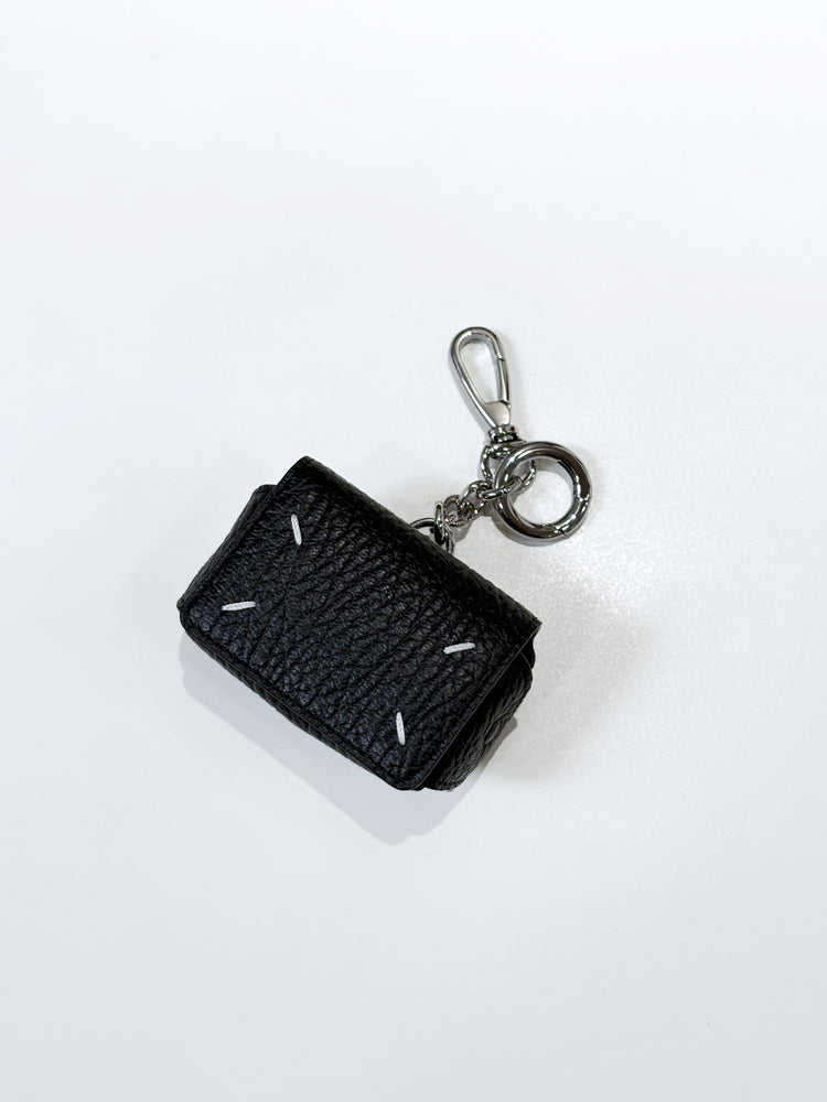 Maison Margiela / Air Pods Case / BLACK / SA1VL0062P4455