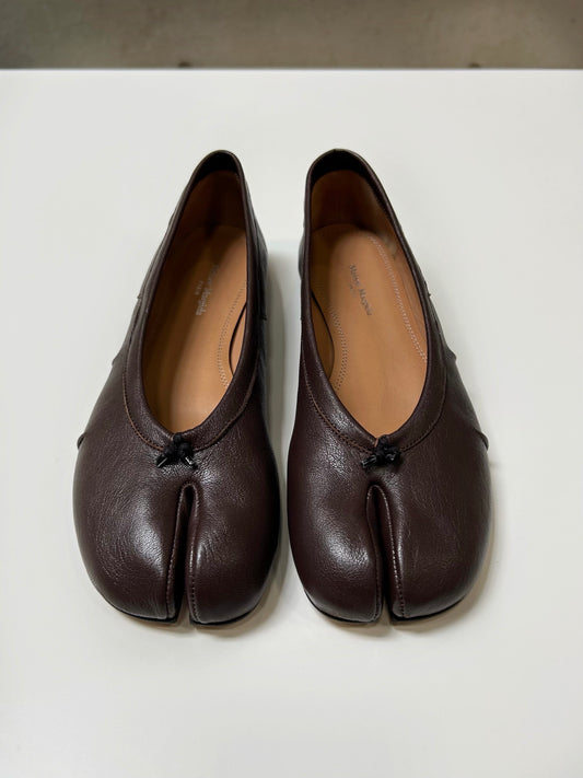 Maison Margiela / New Tabi Ballerina / Dark Brown / S58WZ0127P6378T2358