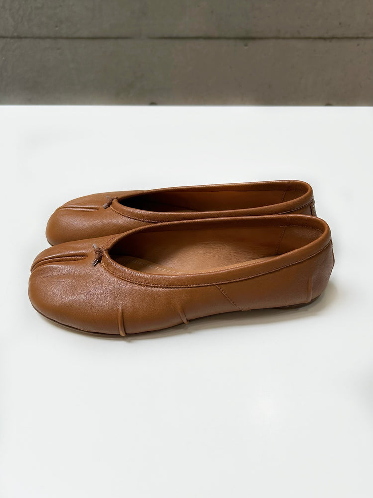 Maison Margiela / New Tabi Ballerina / Light Brown / S58WZ0127P6378T2289